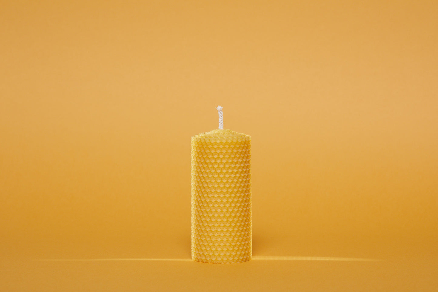 "HEXAGON" candle
