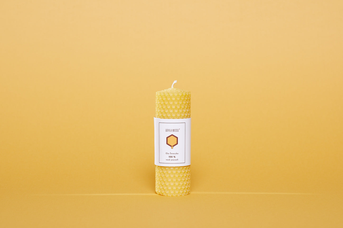 Eco candle made of beeswax